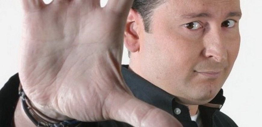 QUEDA POSPUESTA LA REPRESENTACION DE ESTE ESPECTÁCULO HASTA NUEVO AVISO.-Hoy no me puedo acostar - Marcos Arizmendi